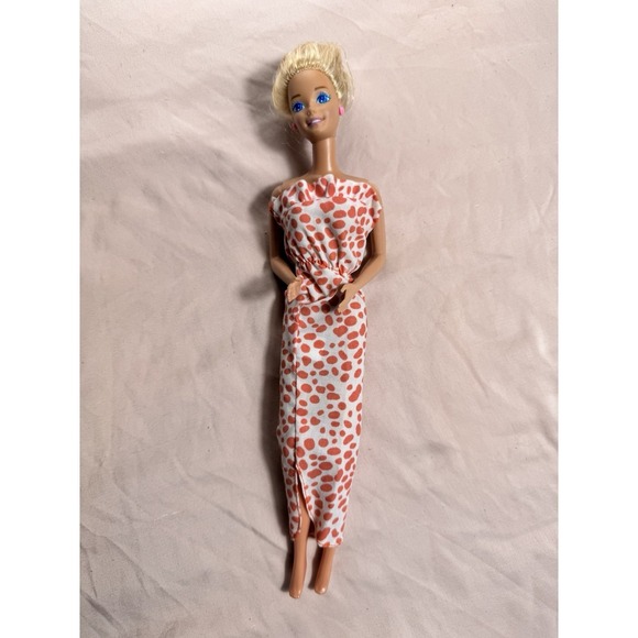 Mattel Other - Vintage‎ 1988 Mattel Barbie  Doll Wearing Feeling Pretty Fashions #1524 Dress